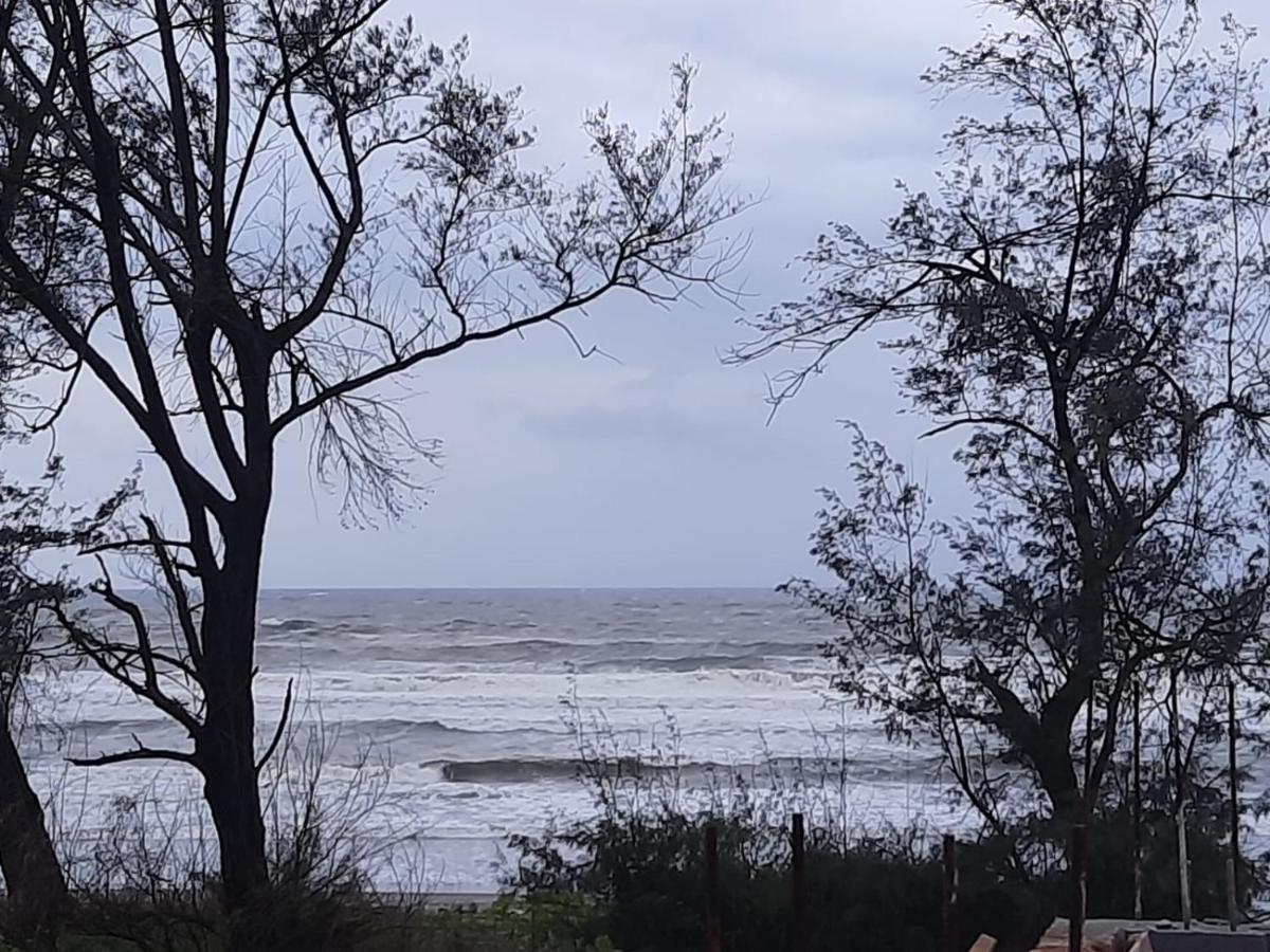 Raapan Beach Resort Mālvan Eksteriør billede