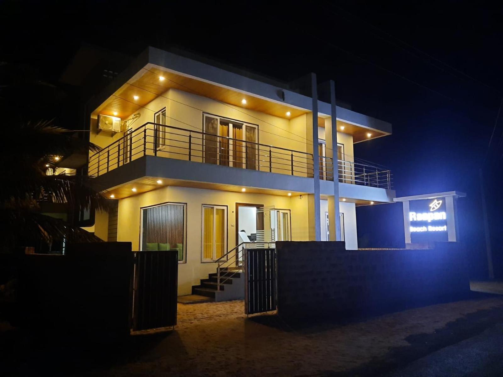 Raapan Beach Resort Mālvan Eksteriør billede